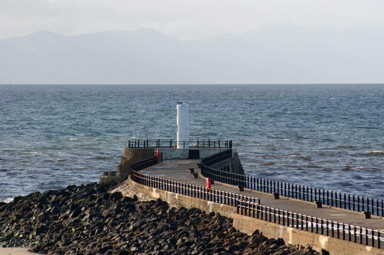 No27 Ayr Beach - Coorie Doon Stays Eksteriør bilde